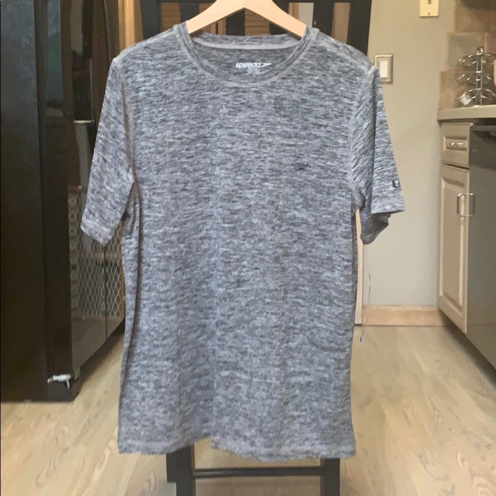 NWT Speedo quick dry Shirt